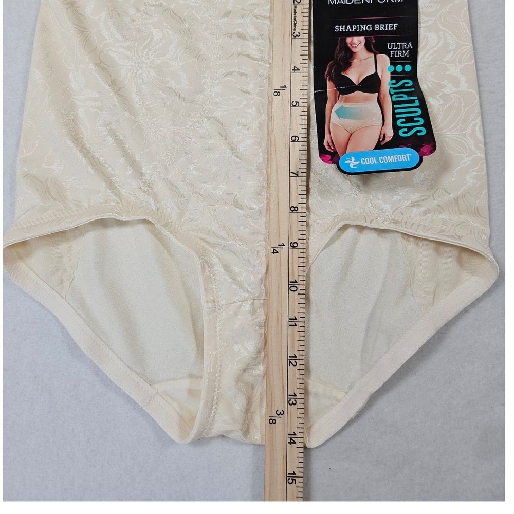 Maidenform Shaping Brief Ultra Firm Sculpting Floral Jacquard Beige Large NWT - Picture 6 of 6